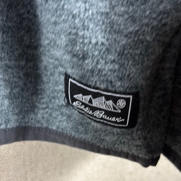 Eddie Bauer > Gray Crew Neck Sweater Extra Large - Picture 4 of 8